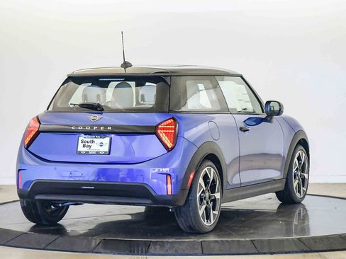 New 2026 MINI Cooper 2-Door Hardtop image 5