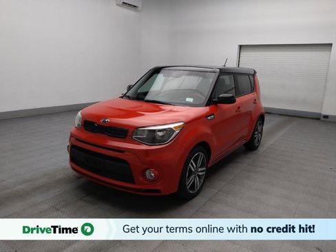 Used 2019 Kia Soul + image 1