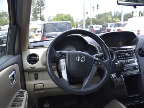 Used 2013 Honda Pilot EX image 16