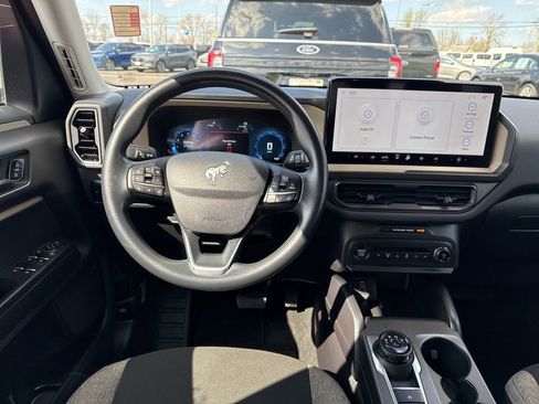 Used 2025 Ford Bronco Sport Big Bend image 9