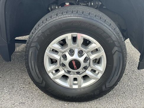 Certified 2024 GMC Sierra 2500 Pro w/ 1SA Pro Safety Plus Package AWD/4WD image 4