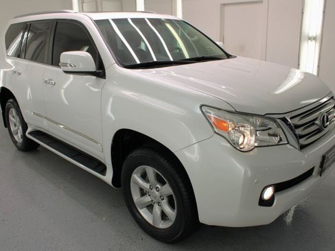 Used 2012 Lexus GX 460 w/ Comfort Plus Pkg AWD/4WD image 11