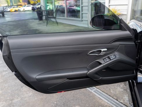 Used 2014 Porsche Cayman S image 10