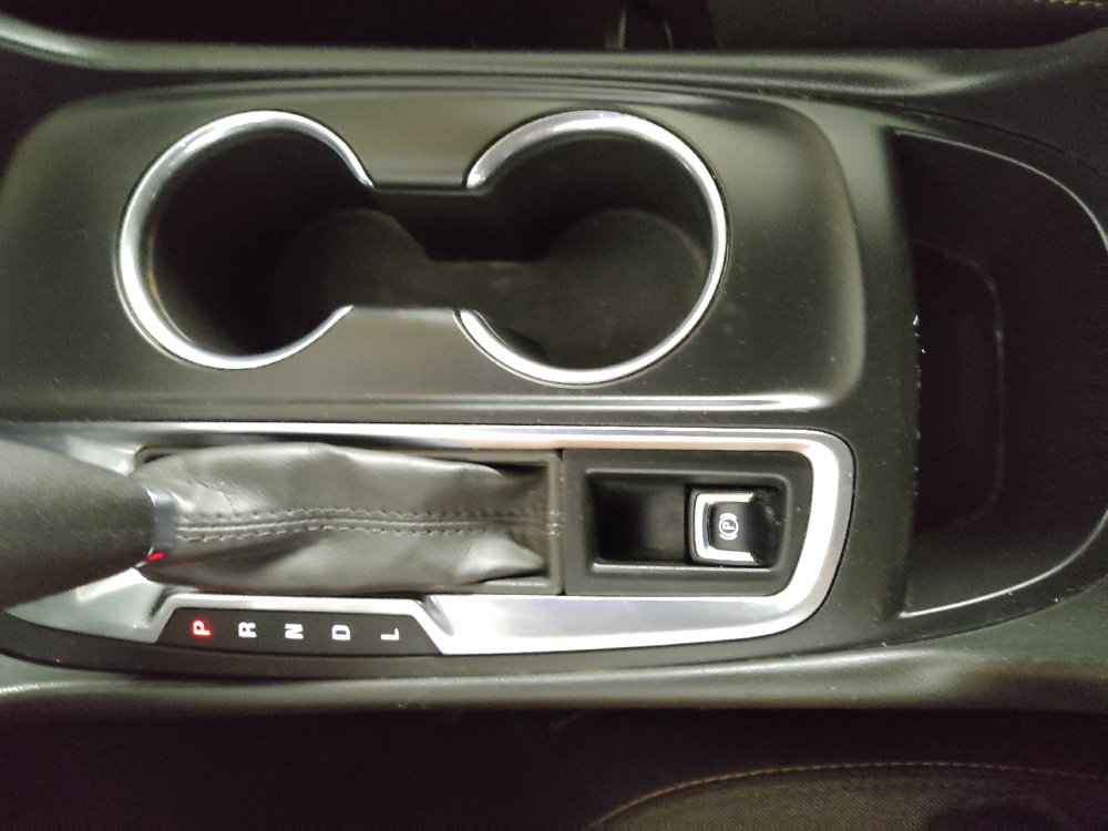 Used 2020 Chevrolet Equinox LT FWD image 26