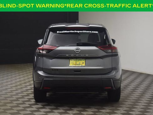 Used 2025 Nissan Rogue SV AWD/4WD image 8