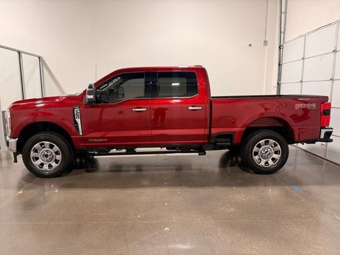 Used 2025 Ford F250 Lariat w/ Chrome Package AWD/4WD image 8