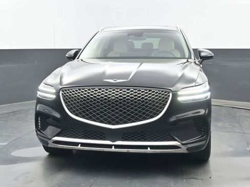 Used 2024 Genesis GV70 2.5T w/ Advanced Package image 19