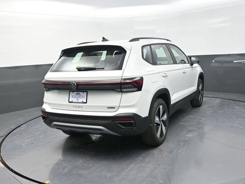 New 2026 Volkswagen Taos S AWD/4WD image 10
