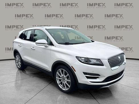 Used 2019 Lincoln MKC Reserve w/ MKC Technology Package FWD image 4