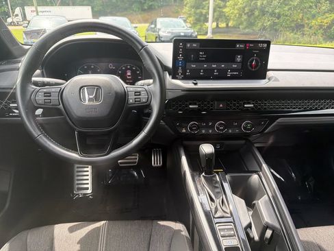 Used 2025 Honda Accord Sport image 23