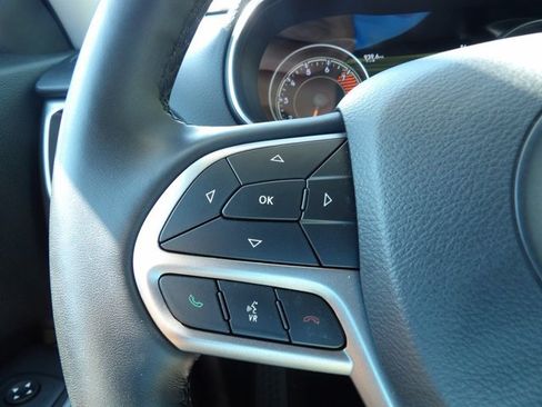 Used 2021 Jeep Cherokee Latitude Lux w/ Comfort/Convenience Group FWD image 15