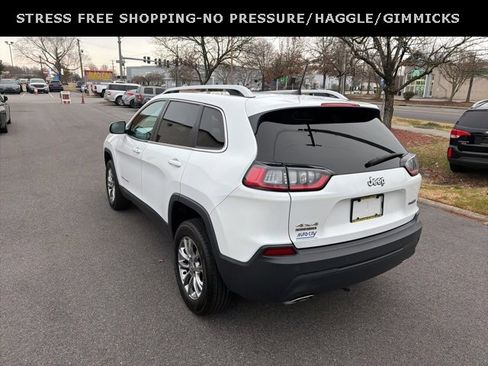 Used 2019 Jeep Cherokee Latitude Plus w/ Comfort/Convenience Group image 5