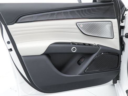 New 2026 Maserati Grecale Modena AWD/4WD image 14