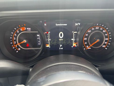 New 2025 Jeep Wrangler Sahara w/ Technology Group image 17