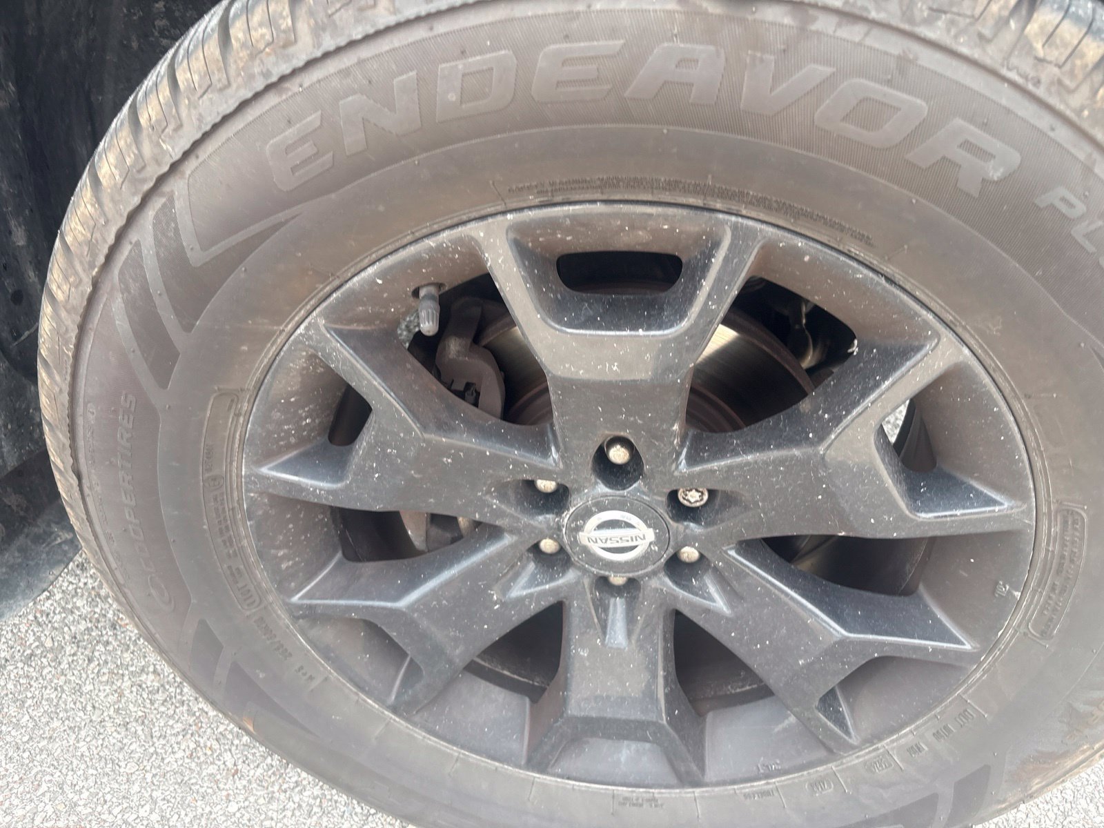 Used 2020 Nissan Frontier SV w/ Midnight Edition Floor Mats AWD/4WD image 5