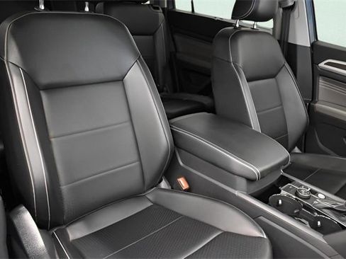 Used 2022 Volkswagen Atlas SE image 6