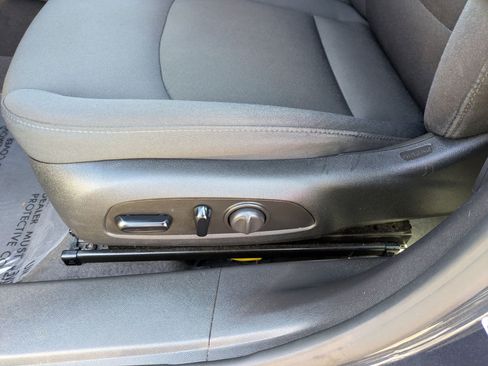 Used 2023 Chevrolet Malibu LT image 22