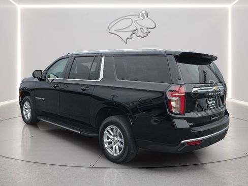 Used 2024 Chevrolet Suburban LT AWD/4WD image 6