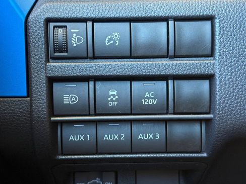 Used 2024 Toyota Tacoma TRD Sport w/ TRD Sport Upgrade Package AWD/4WD image 31