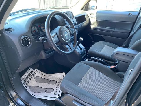 Used 2015 Jeep Patriot Latitude image 3