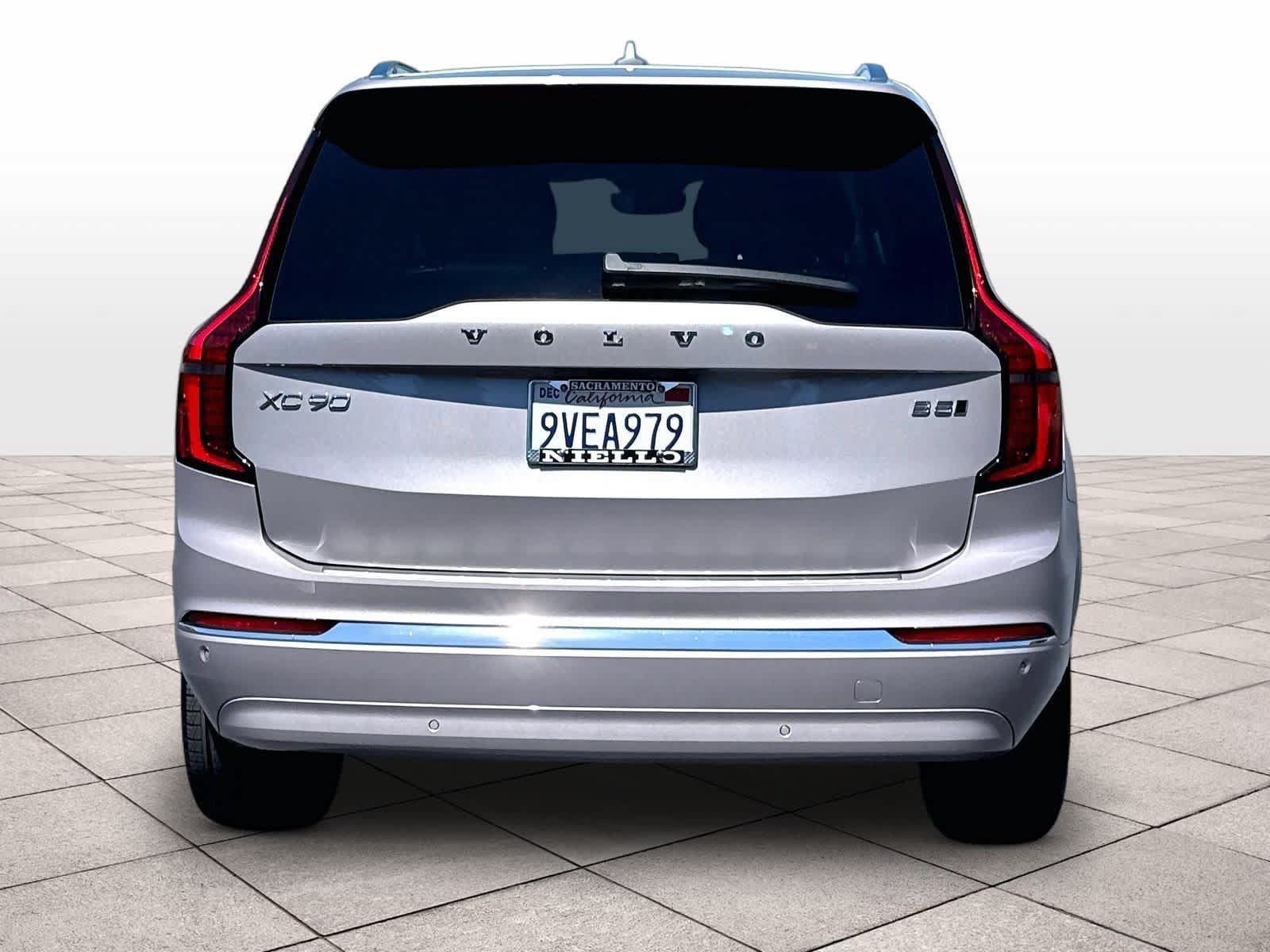 Used 2026 Volvo XC90 B5 Plus w/ Protection Package AWD/4WD image 7