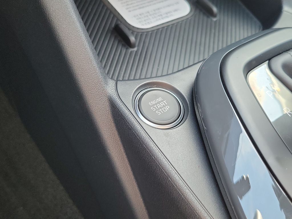 New 2026 Kia K4 EX FWD image 33