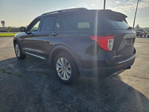 Used 2021 Ford Explorer Limited w/ Equipment Group 301A AWD/4WD image 5