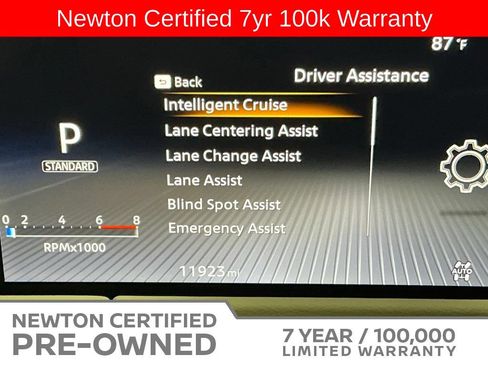 Used 2025 Nissan Armada Platinum Reserve AWD/4WD image 70