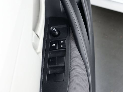 Used 2026 Toyota Corolla LE FWD image 10