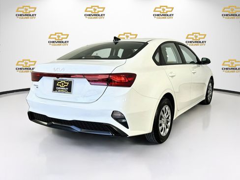Used 2024 Kia Forte LX FWD image 8