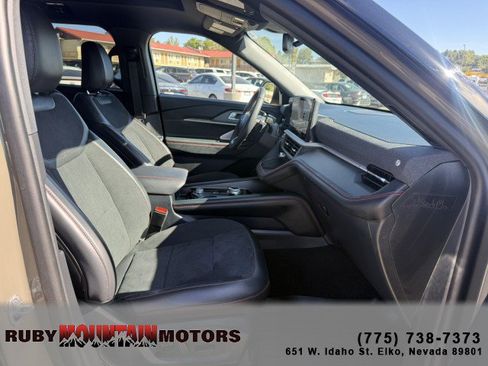 Used 2026 Ford Explorer ST AWD/4WD image 29