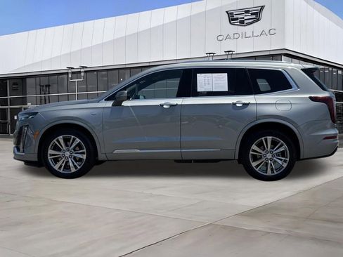 Used 2024 Cadillac XT6 Premium Luxury FWD image 6