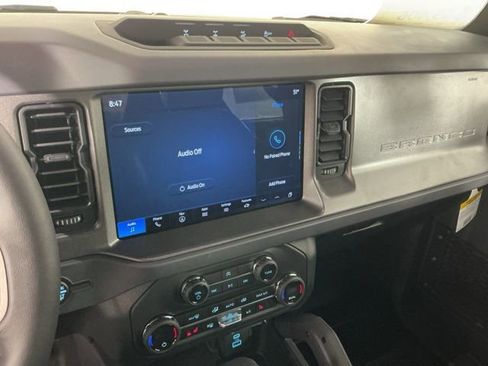 New 2025 Ford Bronco Big Bend w/ Black Diamond Package AWD/4WD image 18