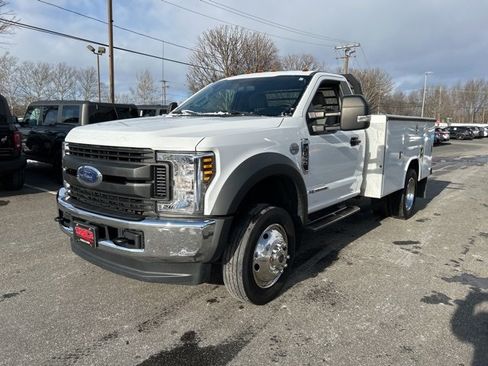 Used 2019 Ford F550 4x4 Regular Cab Super Duty image 3