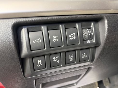 Used 2017 Subaru Outback 2.5i Limited image 31