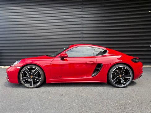 Certified 2021 Porsche 718 Cayman GTS RWD image 2