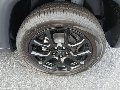 New 2026 Jeep Compass Latitude image 16