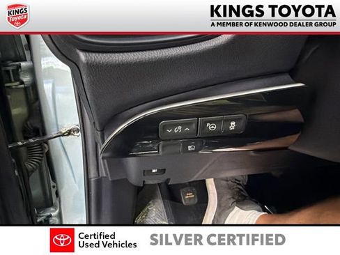 Certified 2018 Toyota Prius Two w/ Prius Two Safety Plus Package FWD image 25