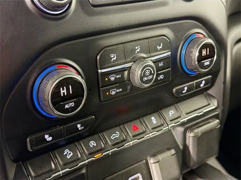 Used 2019 Chevrolet Silverado 1500 LT Trail Boss image 14