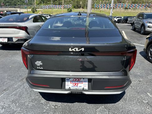 New 2026 Kia K4 FWD image 3