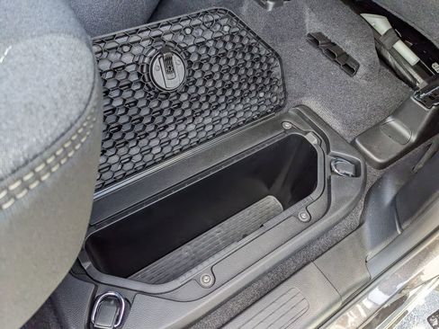 New 2026 RAM 1500 Express image 38