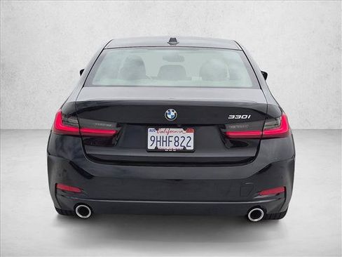Used 2023 BMW 330i Sedan w/ Convenience Package RWD image 6