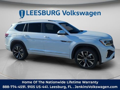 New 2026 Volkswagen Atlas SEL Premium R-Line image 2