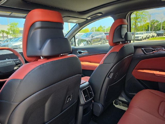 New 2026 Kia Sportage SX FWD image 10