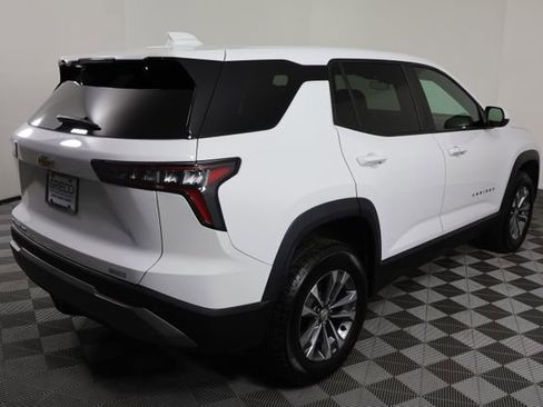 Used 2025 Chevrolet Equinox LT image 8