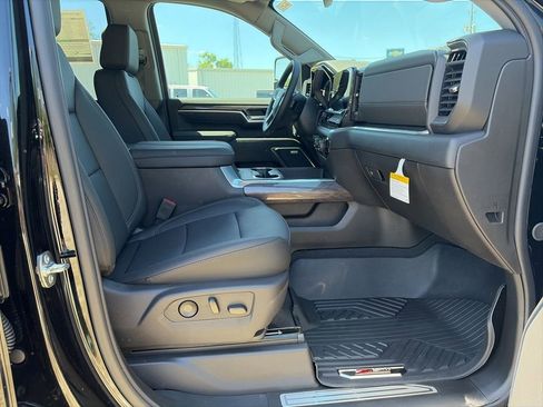 New 2026 Chevrolet Silverado 2500 LTZ w/ LTZ Plus Package AWD/4WD image 12