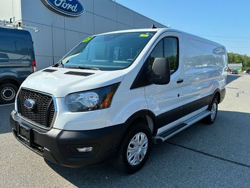 Certified 2025 Ford Transit 250 Low Roof w/ Exterior Upgrade Package RWD image 7