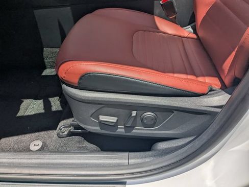 Certified 2026 Kia Sportage SX FWD image 18