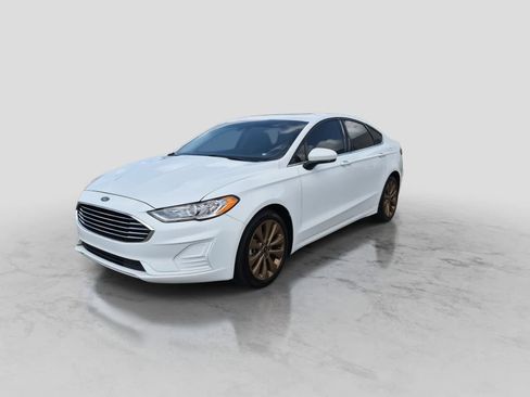 Used 2020 Ford Fusion SE AWD/4WD image 4