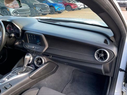 Used 2018 Chevrolet Camaro LT w/ RS Package image 17